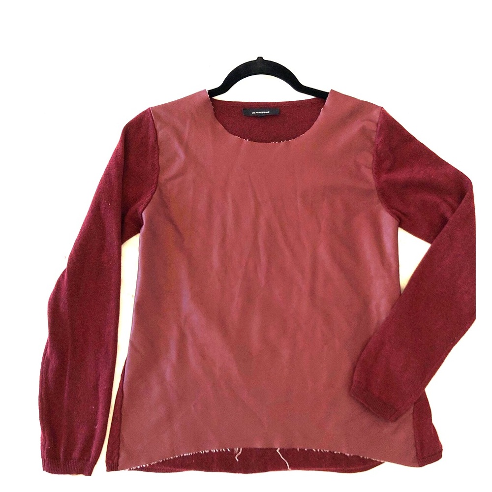 OLIVACEOUS SWEATER